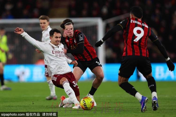 罗马诺确认津琴科中止诺丁汉森林租借转投阿贾克斯 罗马诺确认津琴科中止诺丁汉森林租借转投阿贾克斯